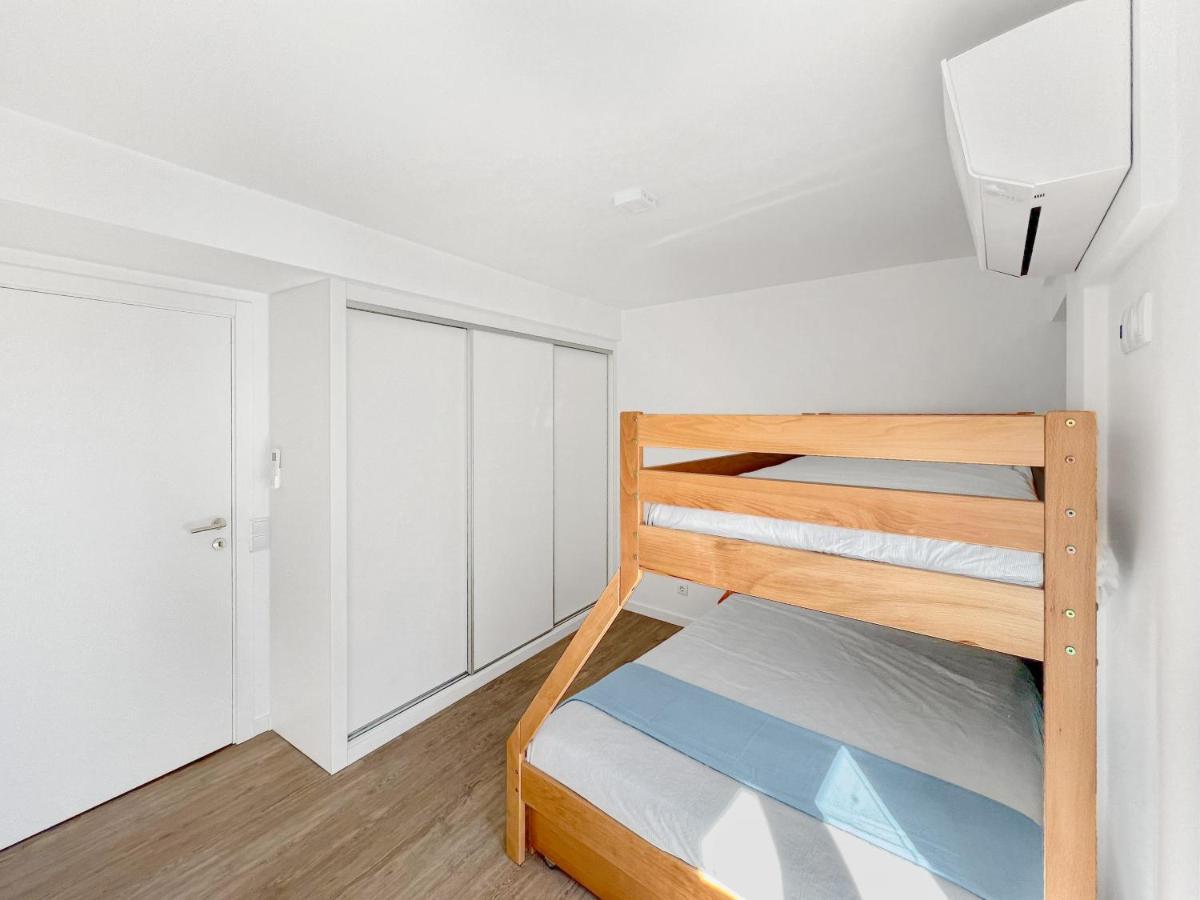Sea Light Apartment Sesimbra. 2 Bedrooms, 6 Guests المظهر الخارجي الصورة