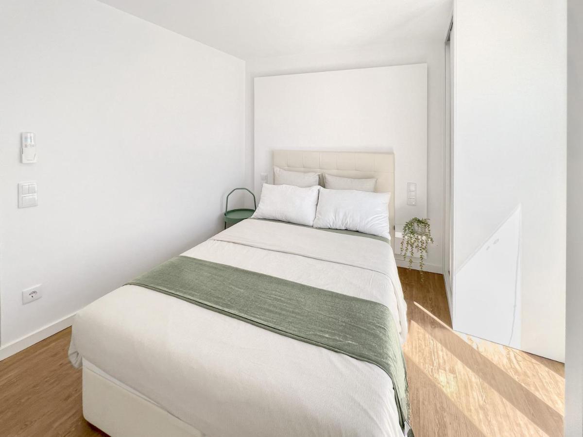 Sea Light Apartment Sesimbra. 2 Bedrooms, 6 Guests المظهر الخارجي الصورة